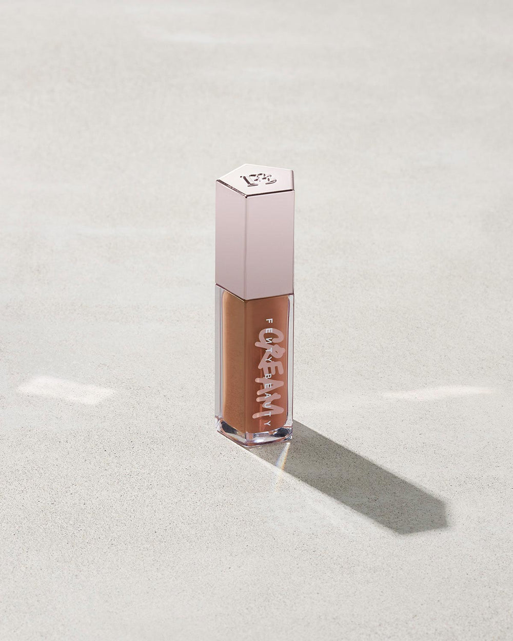 Блеск для губ Fenty Beauty Gloss Bomb Cream Color Drip Lip Cream, оттенок Honey Waffles