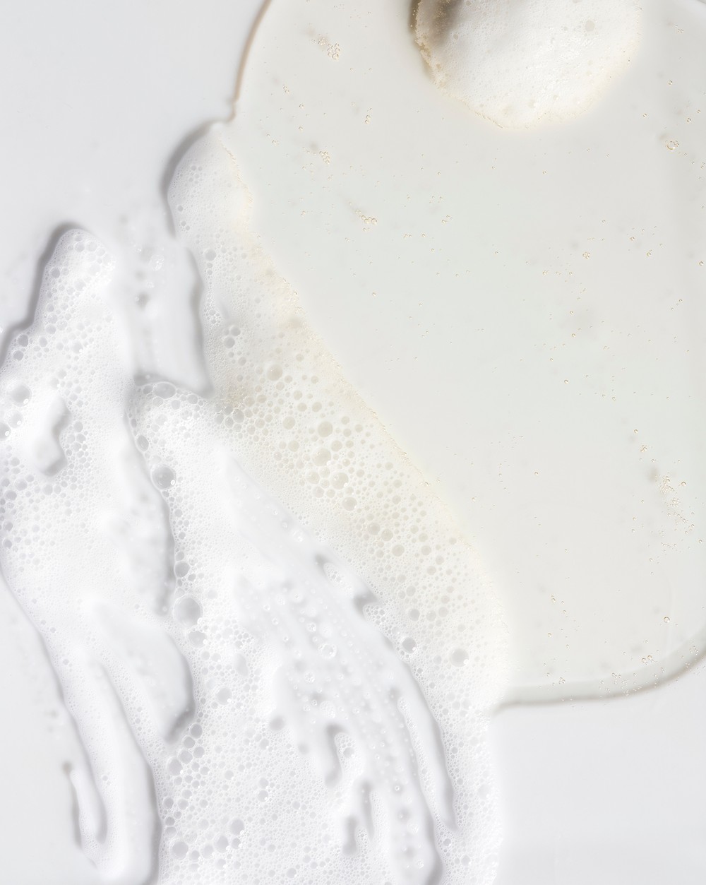 Гель для душа Glossier Body Hero Daily Oil Wash, аромат Sandstone