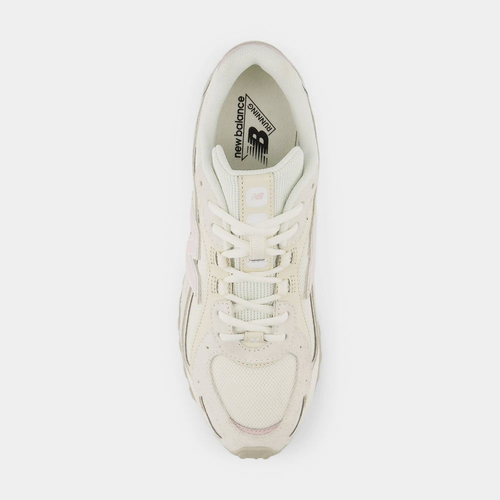 Кроссовки женские New Balance 204L