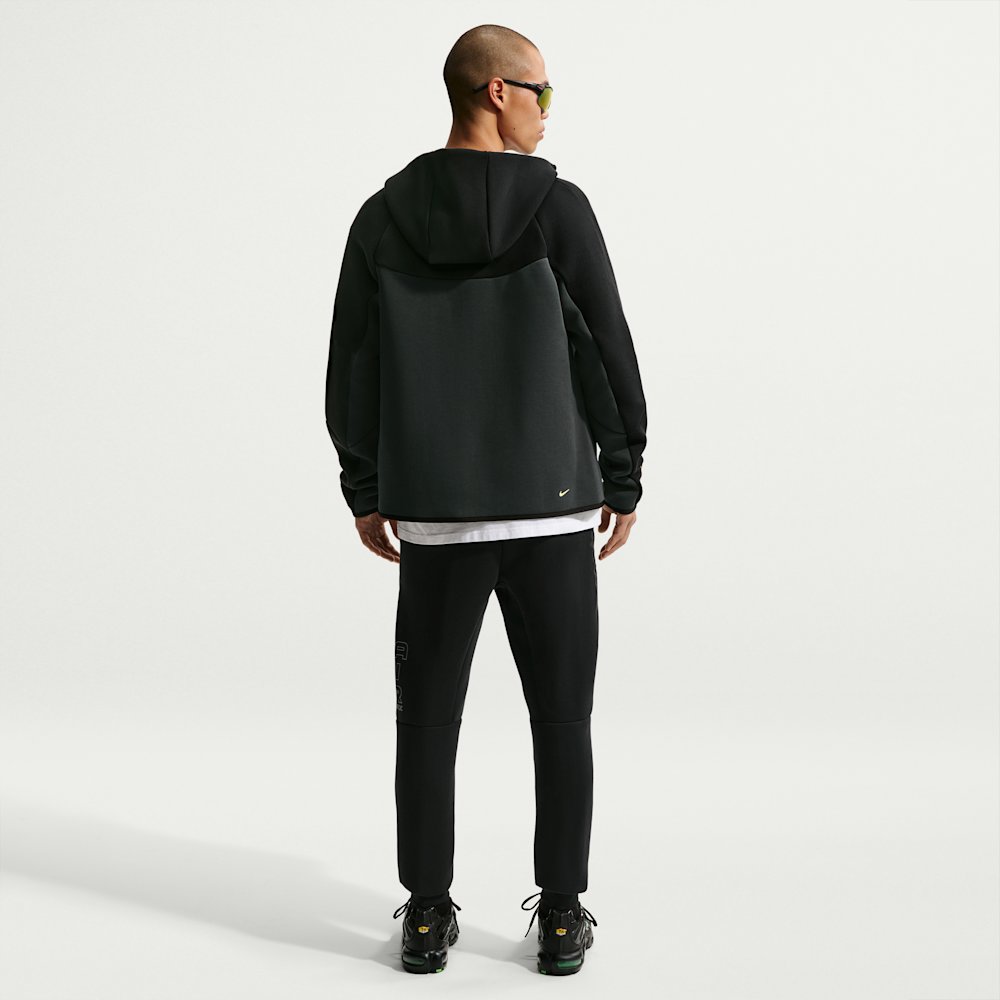 Джоггеры мужские Nike Tech Fleece