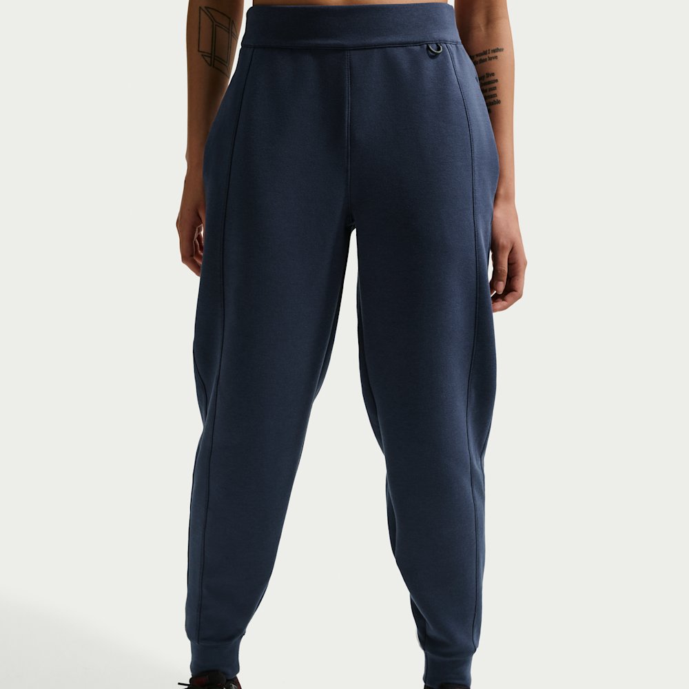 Джоггеры женские Nike 24.7 ImpossiblySoft