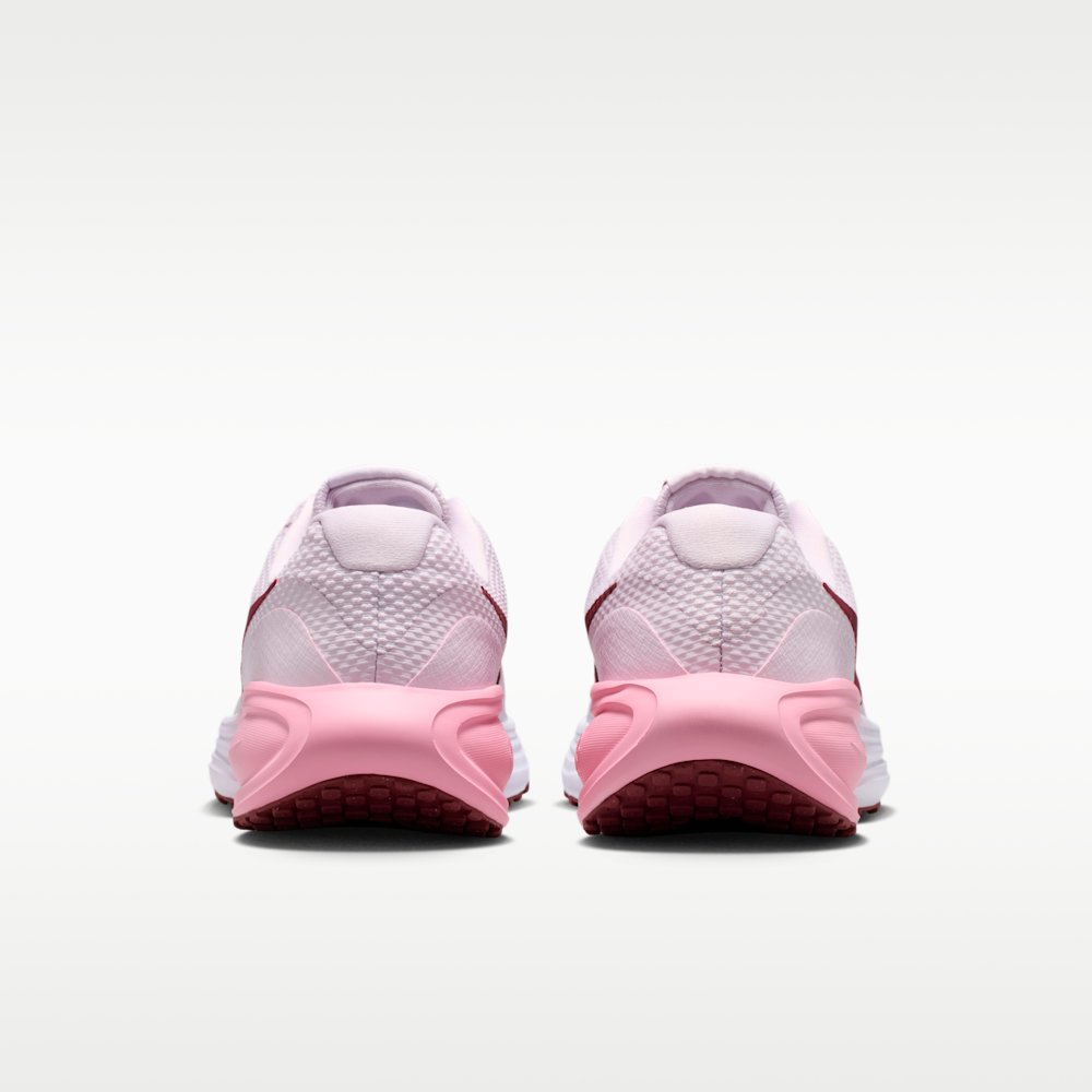 Кроссовки для бега женские Nike Revolution 8