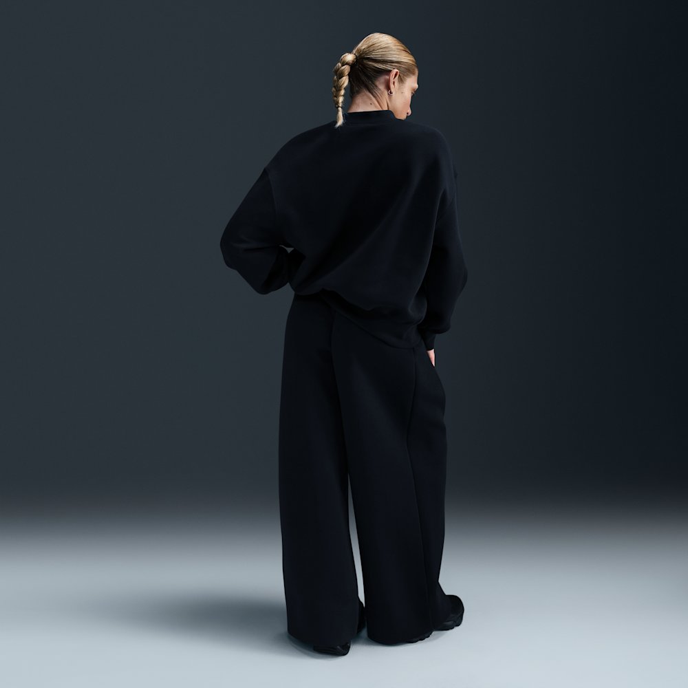 Свитшот женский Nike Sportswear Tech Fleece