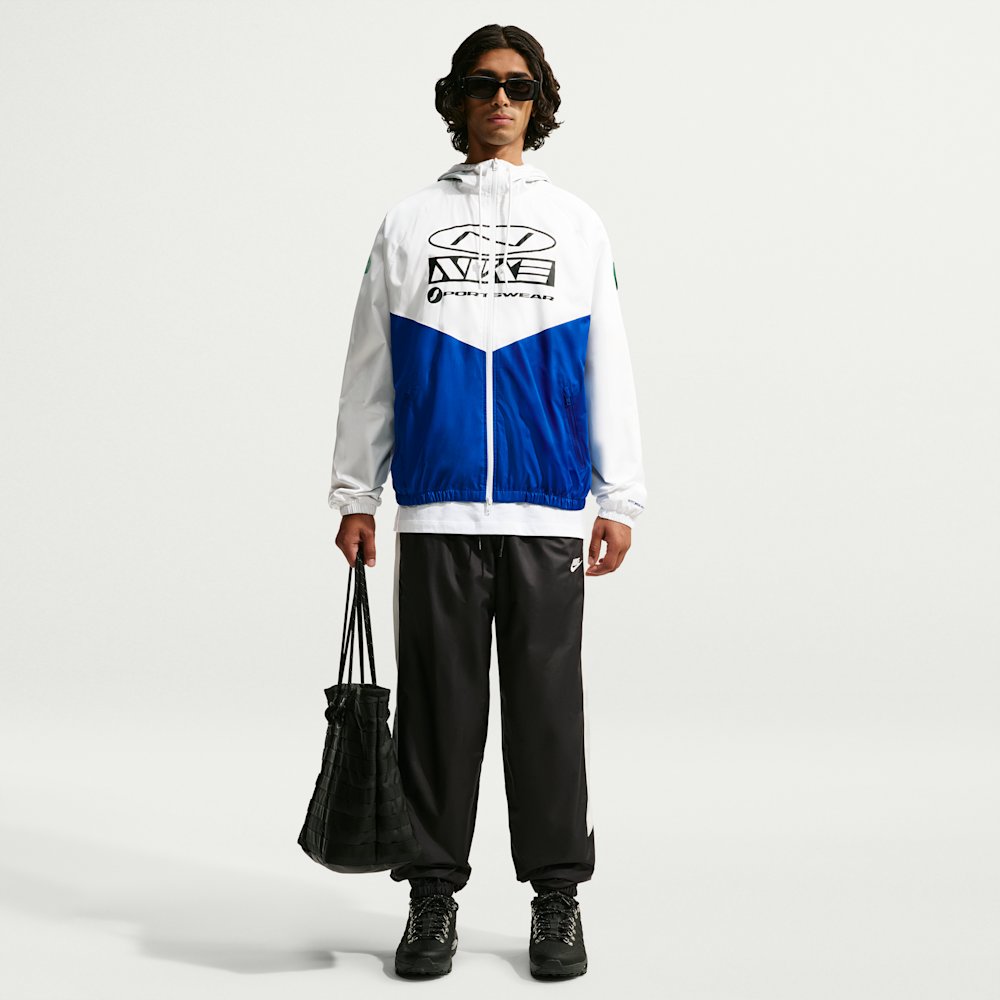 Куртка мужская Nike Windrunner Storm-FIT