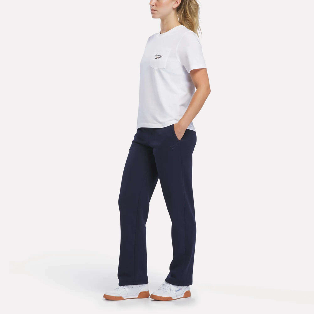 Футболка женская Reebok Logo Pocket