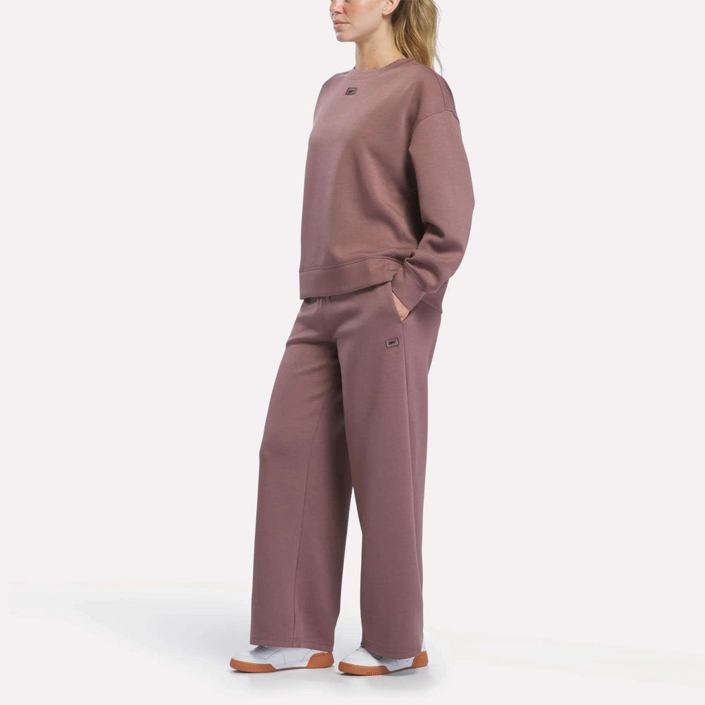 Свитшот женский Reebok Crewneck